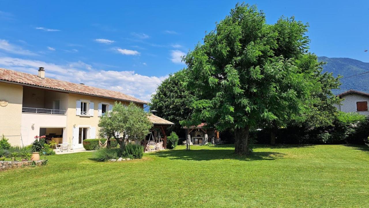Chambre D'Hote De Reymure Vif Dış mekan fotoğraf